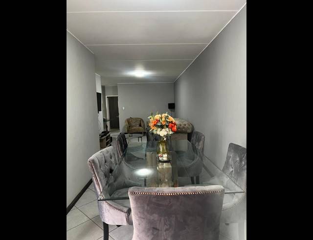 2 BEDROOM TOWNHOUSE FOR SALE IN NORTON'S HOME ESTATE